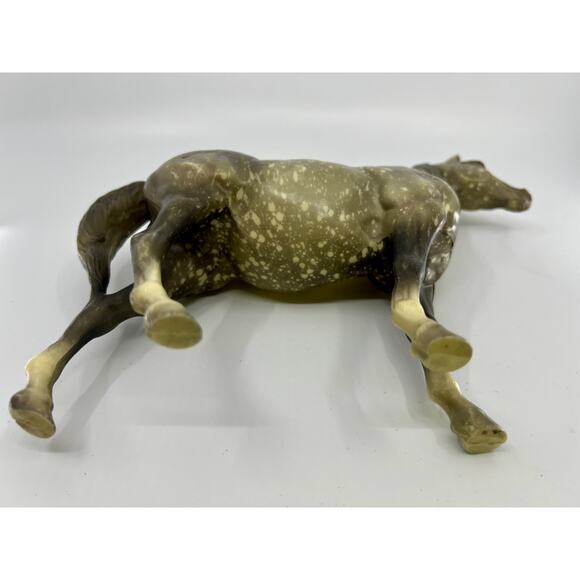 Breyer Traditional Horse PROUD ARABIAN MARE 213 Dapple Grey - Picture 6 of 6